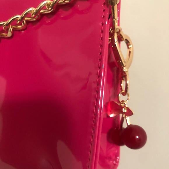 NIB YSL Pink Patent Beauty Clutch - Picture 4 of 13